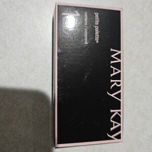 Mary Kay Eyeshadow!!